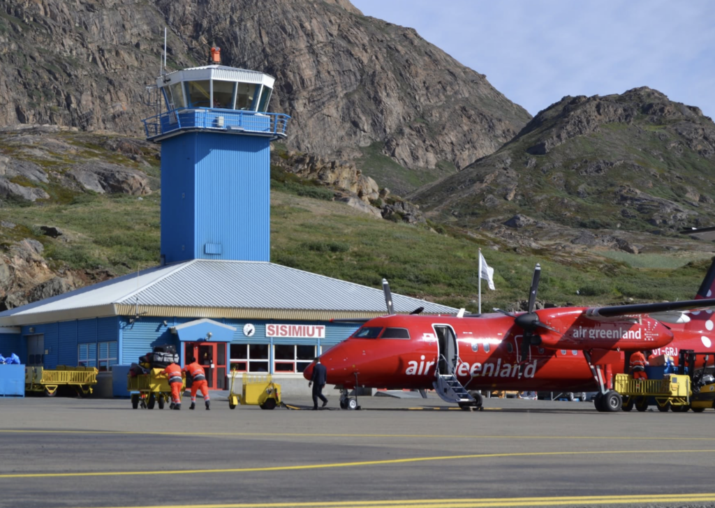 Infrastruktur og transport: Havneudvidelser og flyforbindelser sisimiut airport